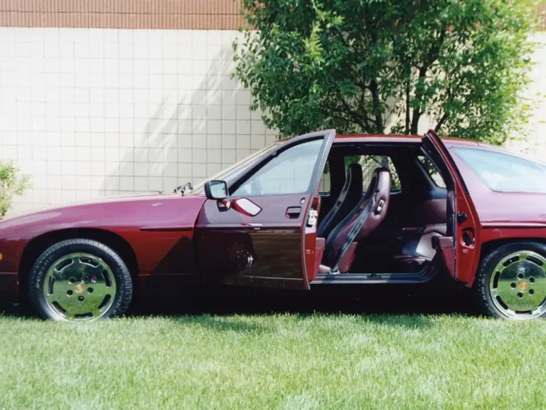1987 Porsche 928 S4 - Image 2 of 2