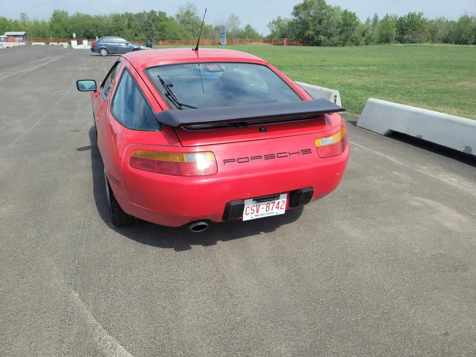 1987 Porsche 928 S4 - Image 3 of 10