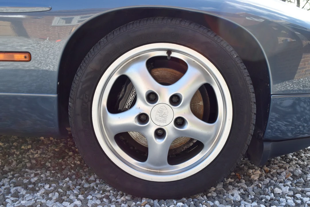 1987 Porsche 928 S4 - Image 18 of 30