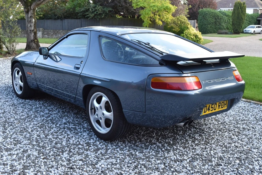 1987 Porsche 928 S4 - Image 9 of 30