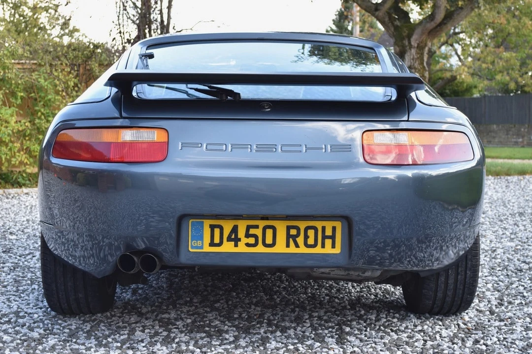 1987 Porsche 928 S4 - Image 13 of 30
