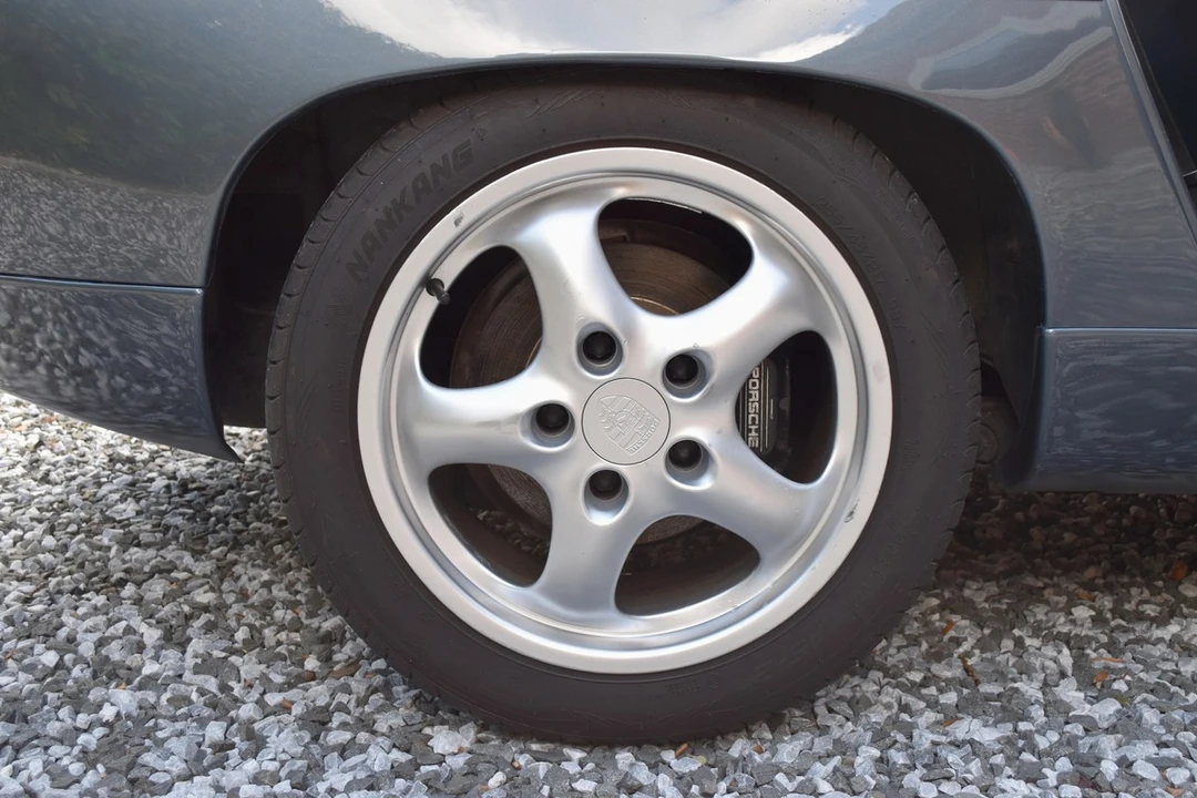 1987 Porsche 928 S4 - Image 20 of 30