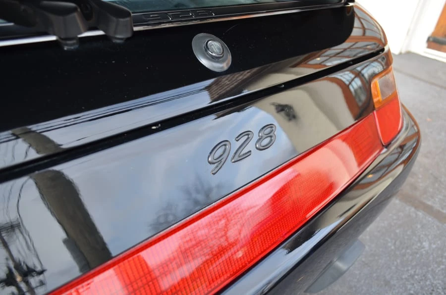 1987 Porsche 928 S4 - Image 9 of 11