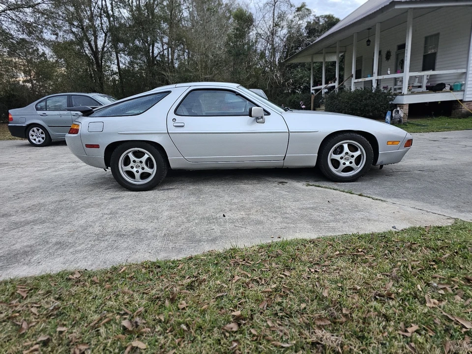1987 Porsche 928 S - Image 6 of 18