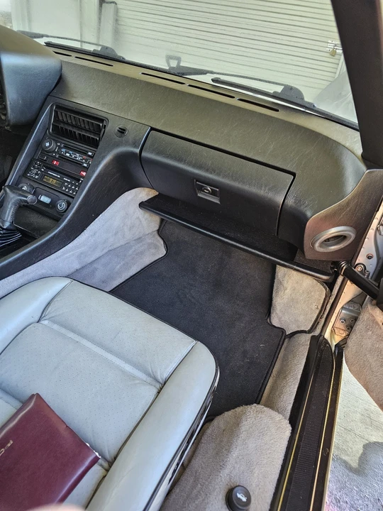 1987 Porsche 928 S - Image 11 of 18