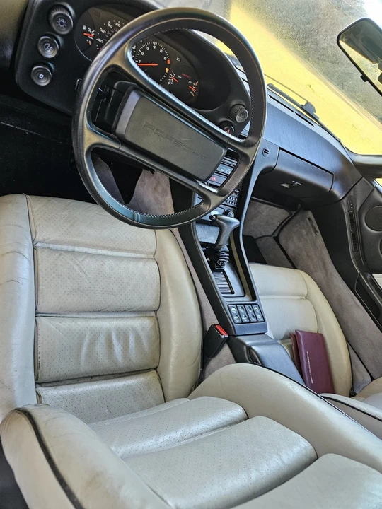 1987 Porsche 928 S - Image 14 of 18