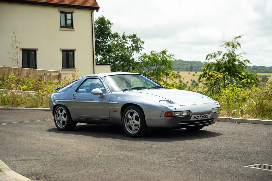 1987 Porsche 928 S4 - Image 11 of 30