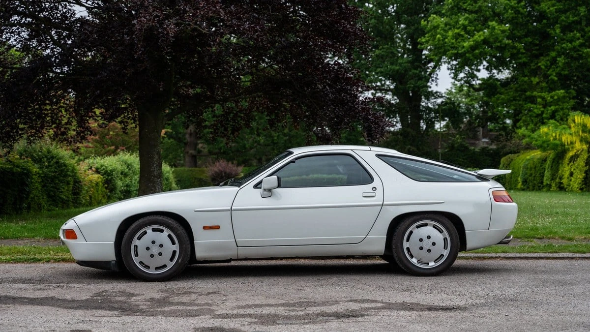 1987 Porsche 928 S4 - Image 8 of 30