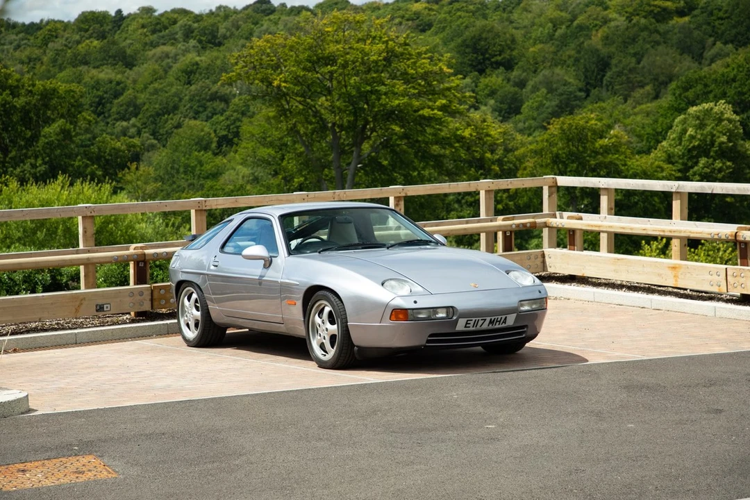 1987 Porsche 928 S4 - Image 2 of 30