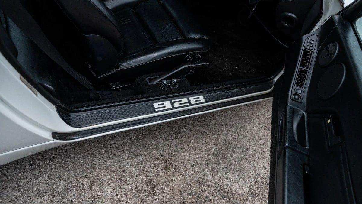 1987 Porsche 928 S4 - Image 21 of 30