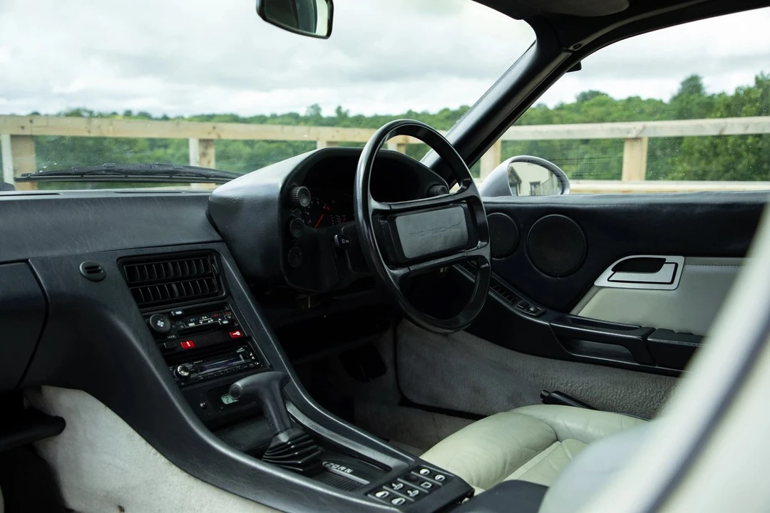 1987 Porsche 928 S4 - Image 17 of 30