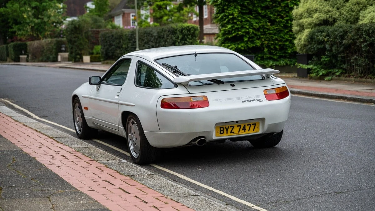 1987 Porsche 928 S4 - Image 7 of 30