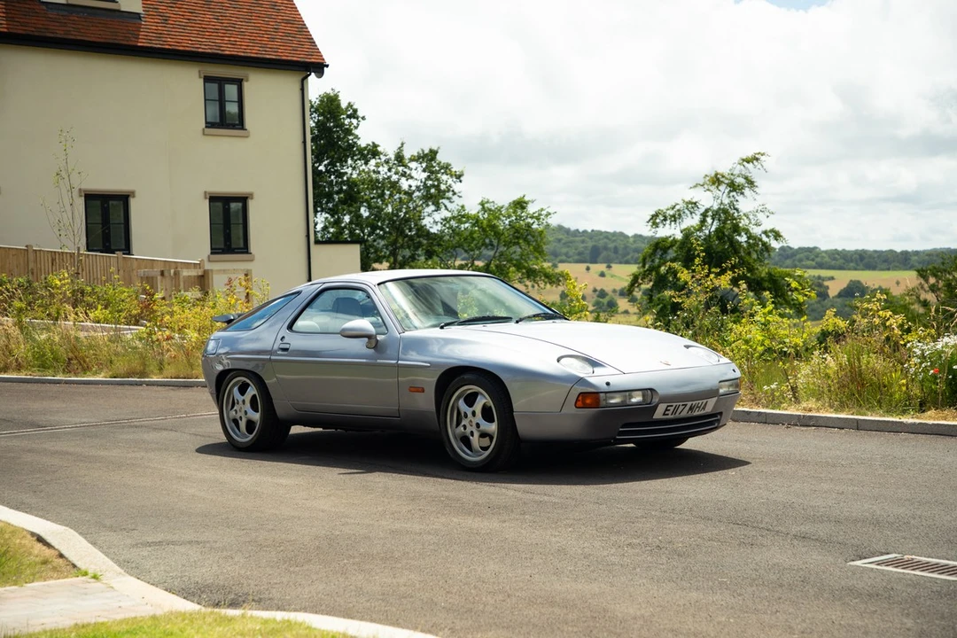 1987 Porsche 928 S4 - Image 7 of 30