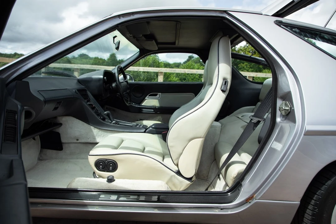 1987 Porsche 928 S4 - Image 19 of 30