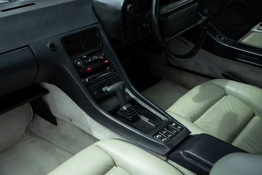 1987 Porsche 928 S4 - Image 18 of 30