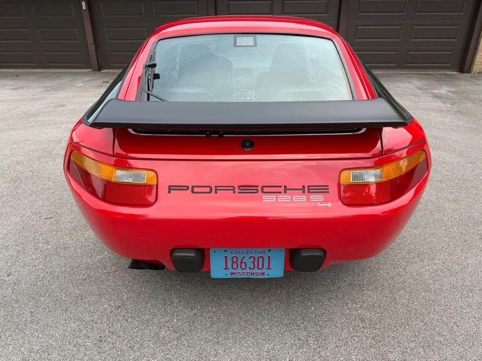 1987 Porsche 928 S4 - Image 3 of 11