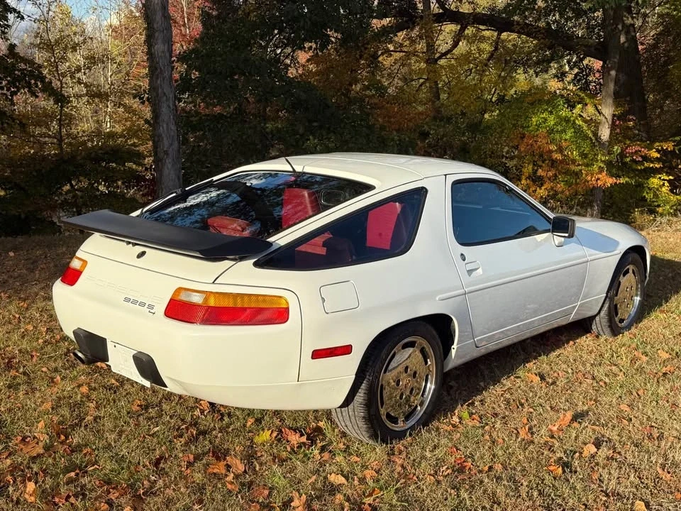 1987 Porsche 928 S4 - Image 2 of 17