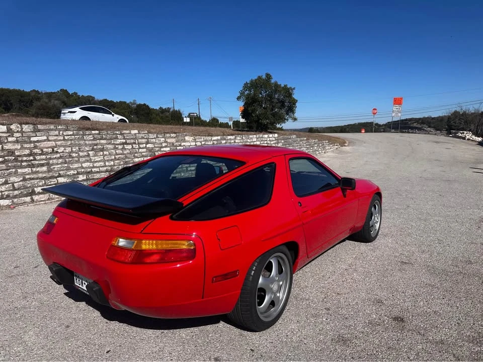 1987 Porsche 928 S4 - Image 2 of 8
