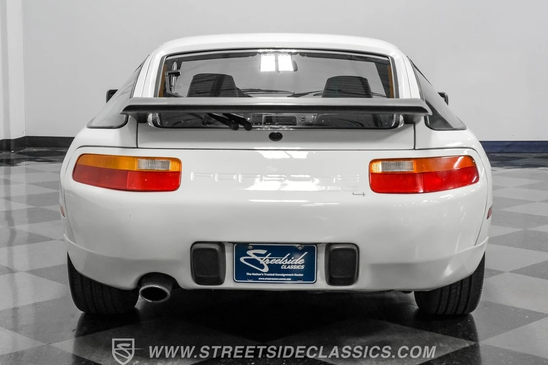 1987 Porsche 928 S4 - Image 10 of 12