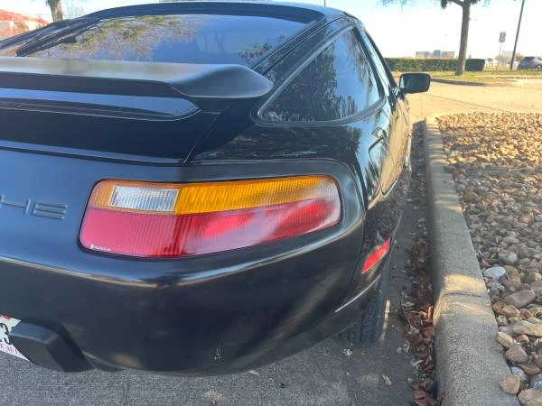 1987 Porsche 928 S4 - Image 10 of 12