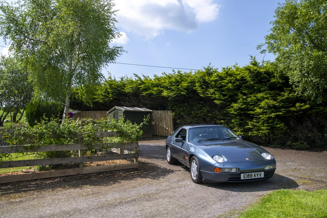 1987 Porsche 928 S4 - Image 8 of 31