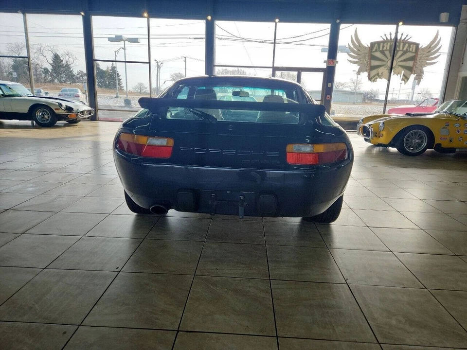1987 Porsche 928 S4 - Image 8 of 21