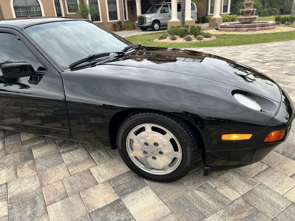1987 Porsche 928 S4 - Image 18 of 31