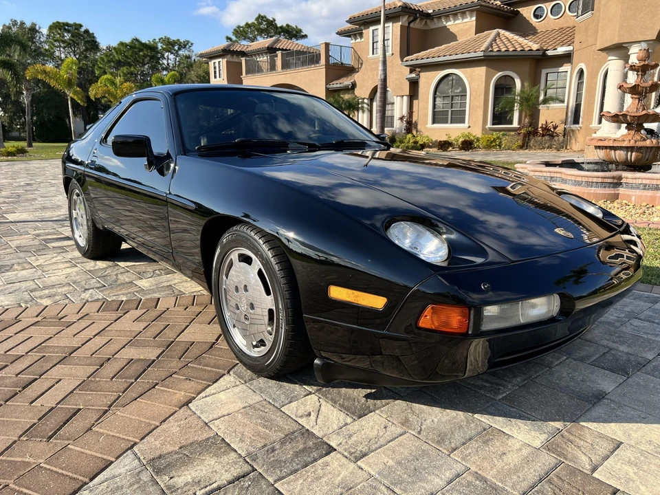 1987 Porsche 928 S4 - Image 8 of 31