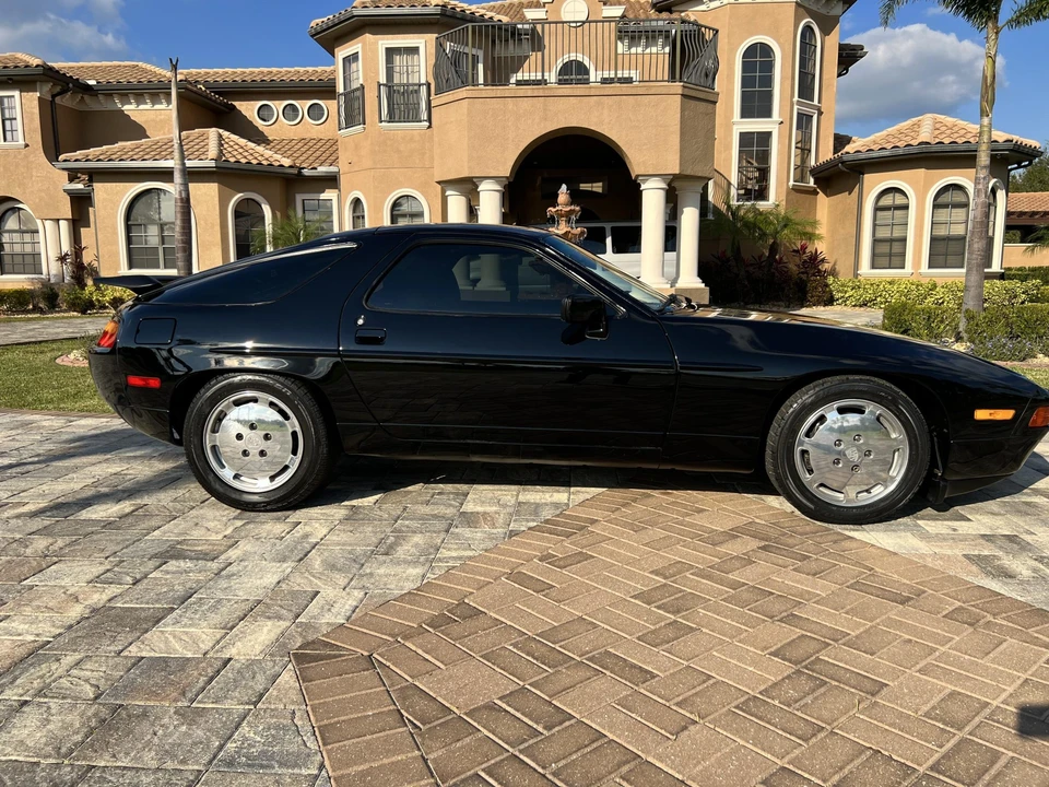 1987 Porsche 928 S4 - Image 9 of 31