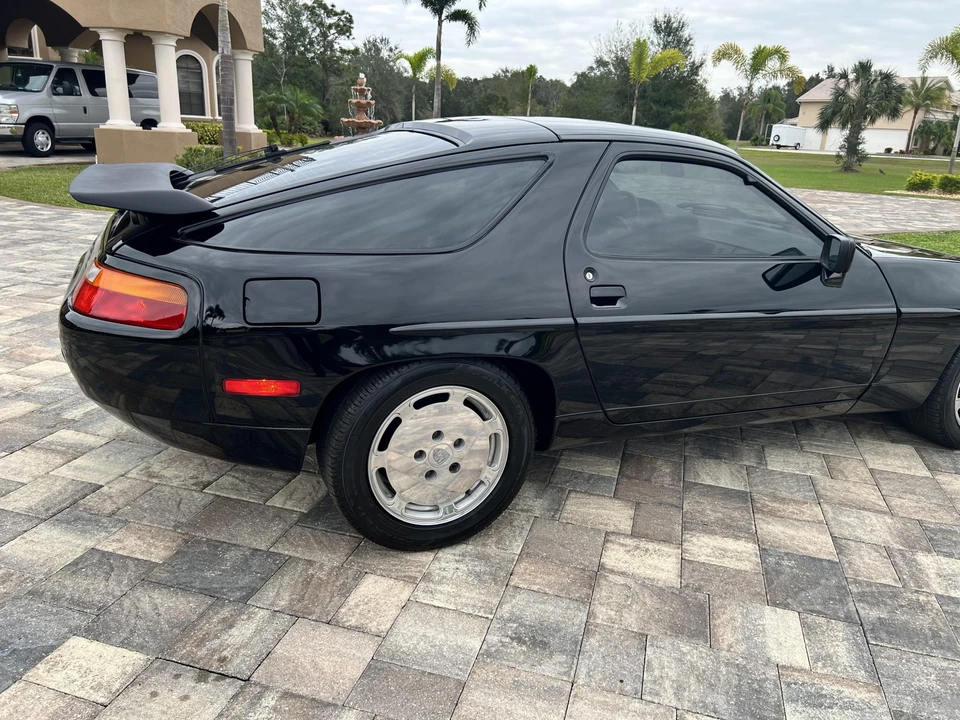 1987 Porsche 928 S4 - Image 29 of 31