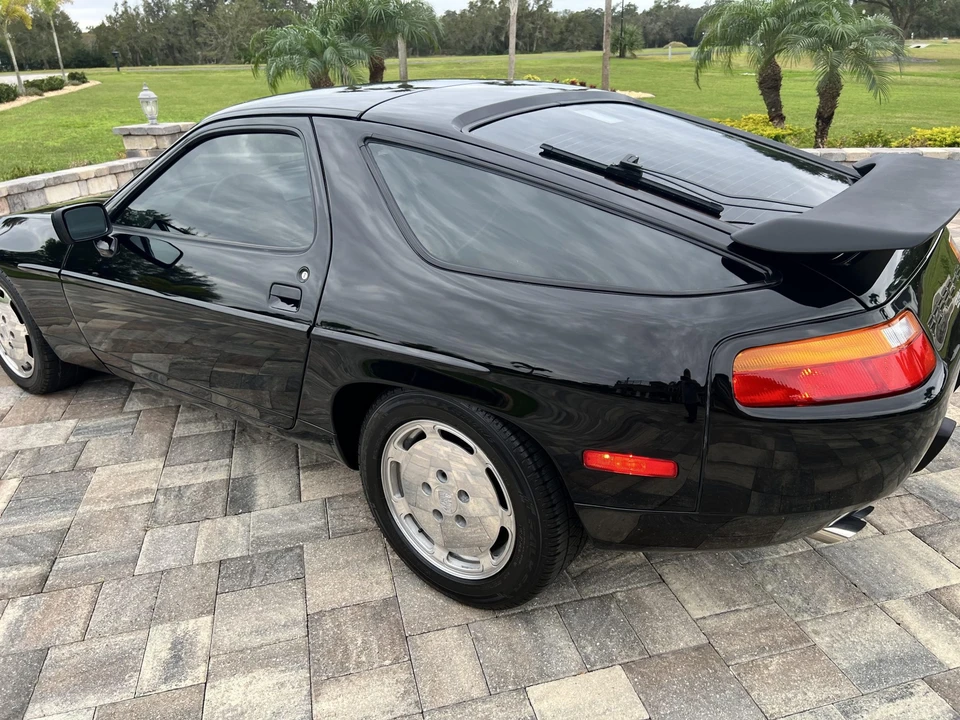 1987 Porsche 928 S4 - Image 28 of 31