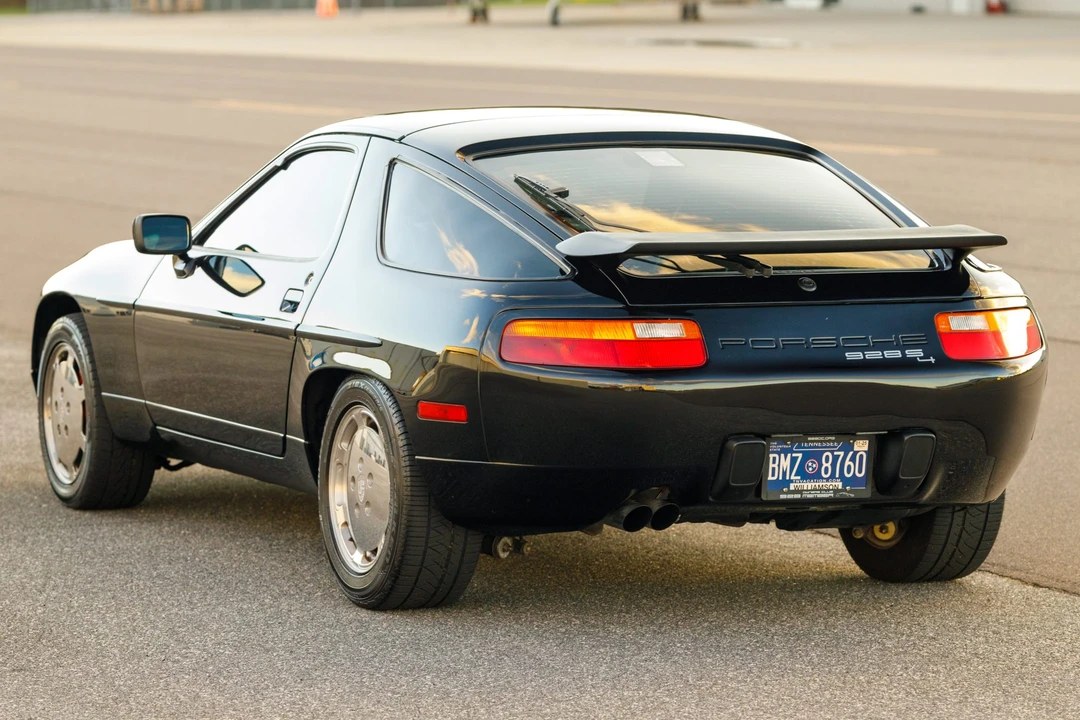 1987 Porsche 928 S4 - Image 18 of 31