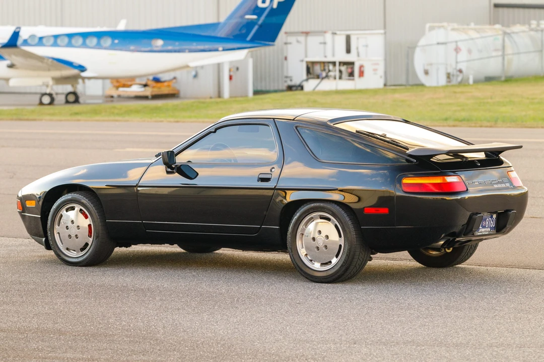 1987 Porsche 928 S4 - Image 19 of 31