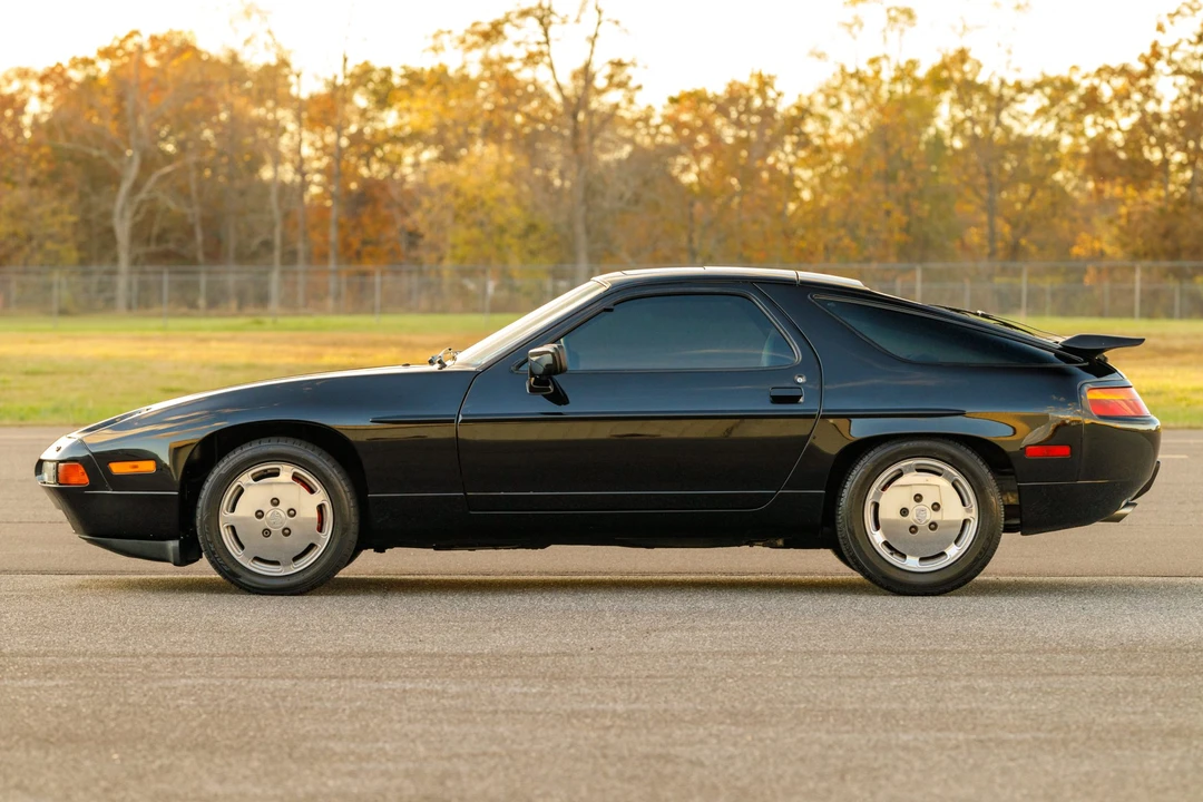 1987 Porsche 928 S4 - Image 21 of 31