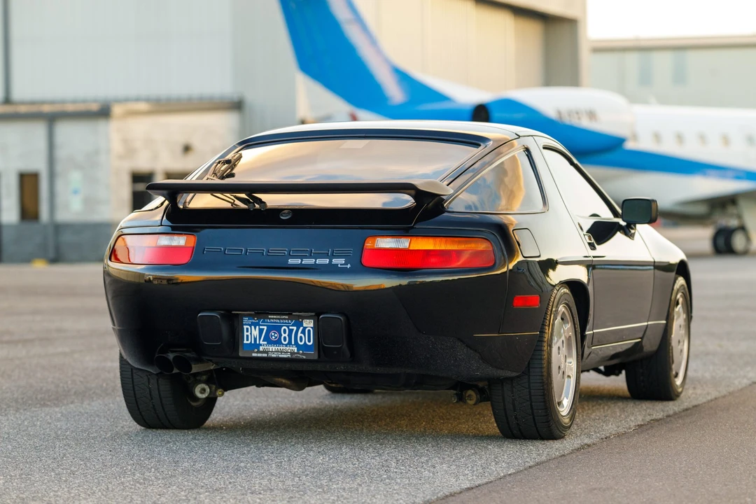 1987 Porsche 928 S4 - Image 14 of 31