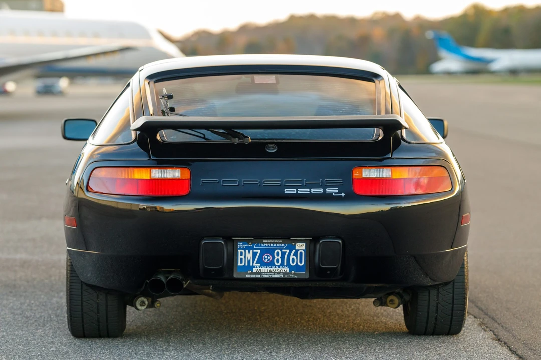 1987 Porsche 928 S4 - Image 16 of 31