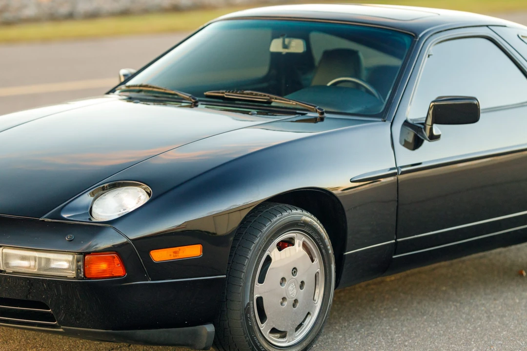 1987 Porsche 928 S4 - Image 22 of 31