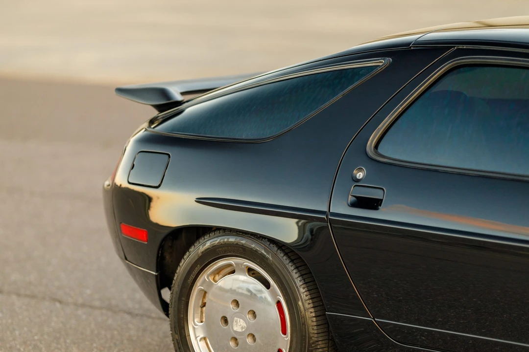 1987 Porsche 928 S4 - Image 28 of 31