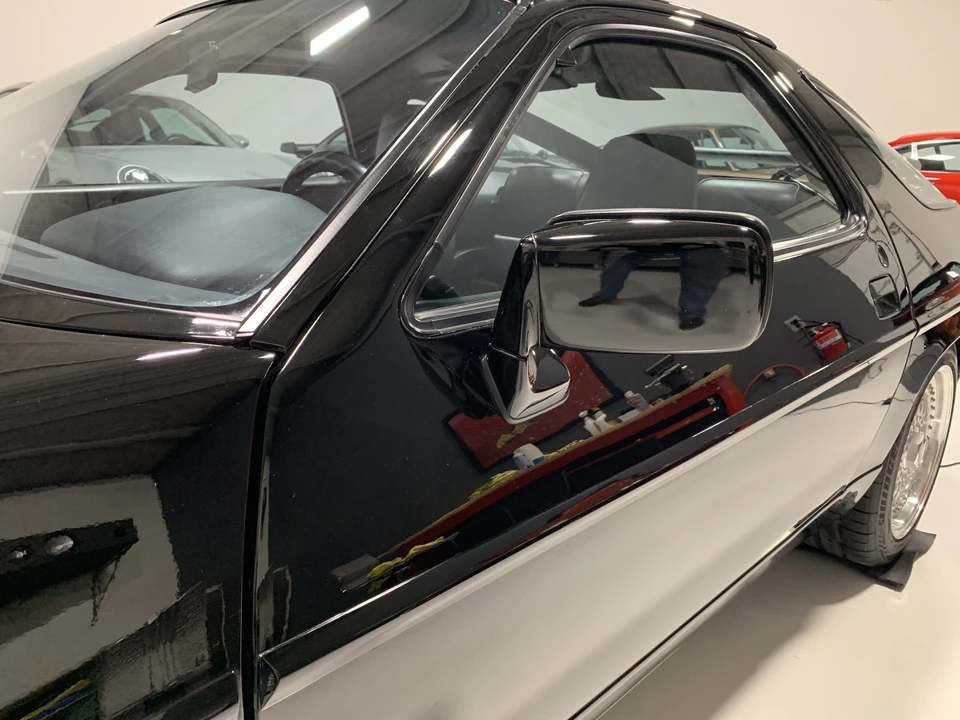 1987 Porsche 928 S4 - Image 18 of 31