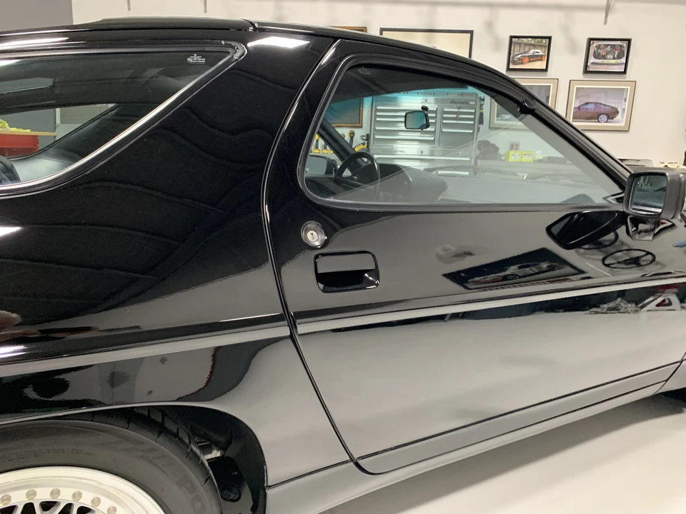 1987 Porsche 928 S4 - Image 30 of 31