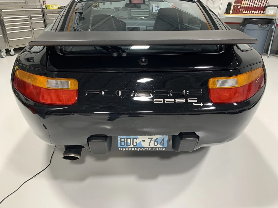 1987 Porsche 928 S4 - Image 25 of 31