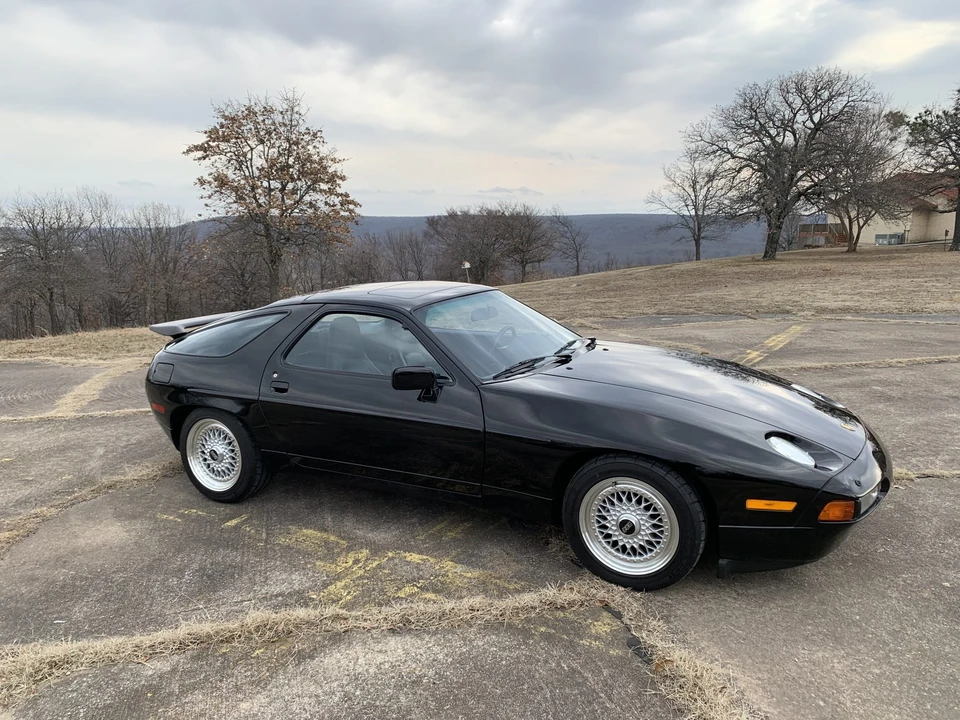 1987 Porsche 928 S4 - Image 12 of 31