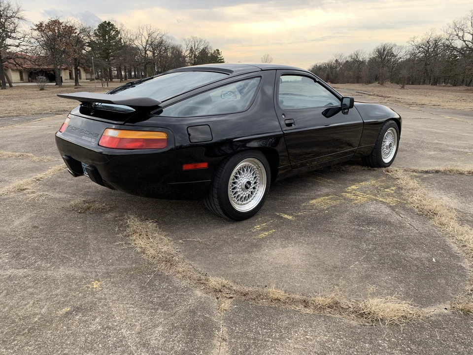 1987 Porsche 928 S4 - Image 8 of 31
