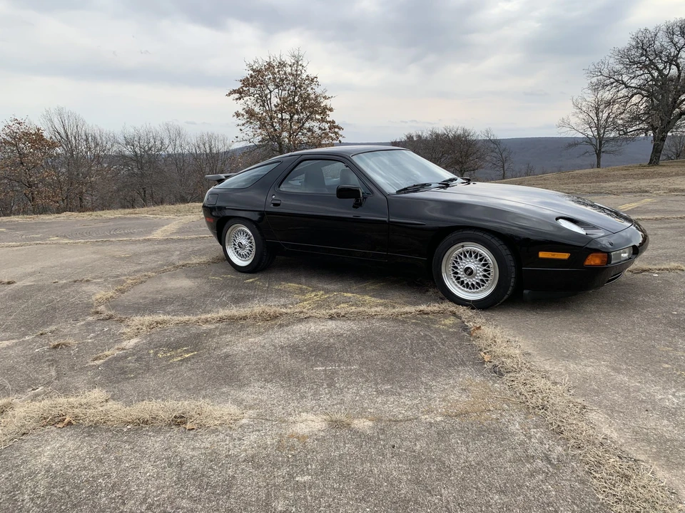 1987 Porsche 928 S4 - Image 10 of 31