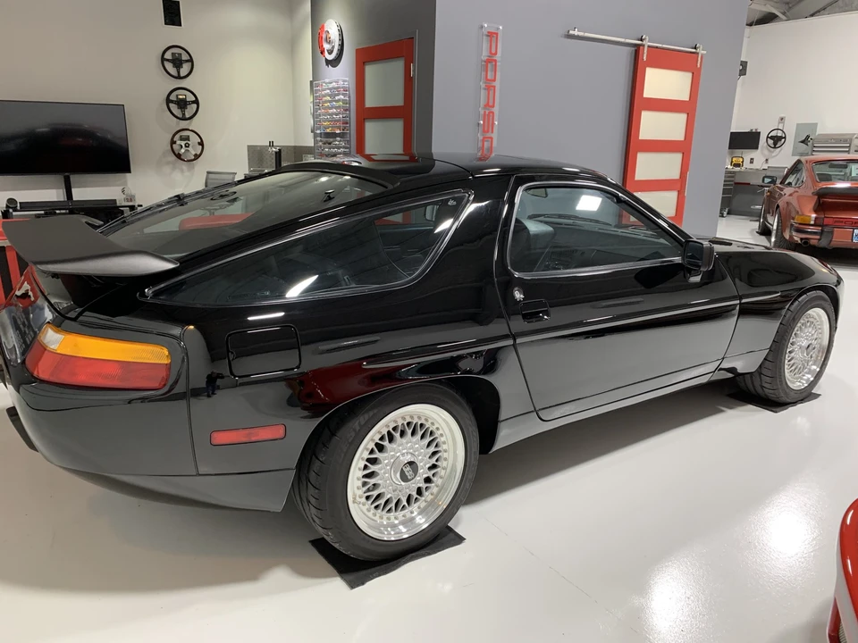 1987 Porsche 928 S4 - Image 27 of 31