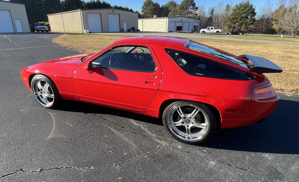 1987 Porsche 928 S4 - Image 11 of 31