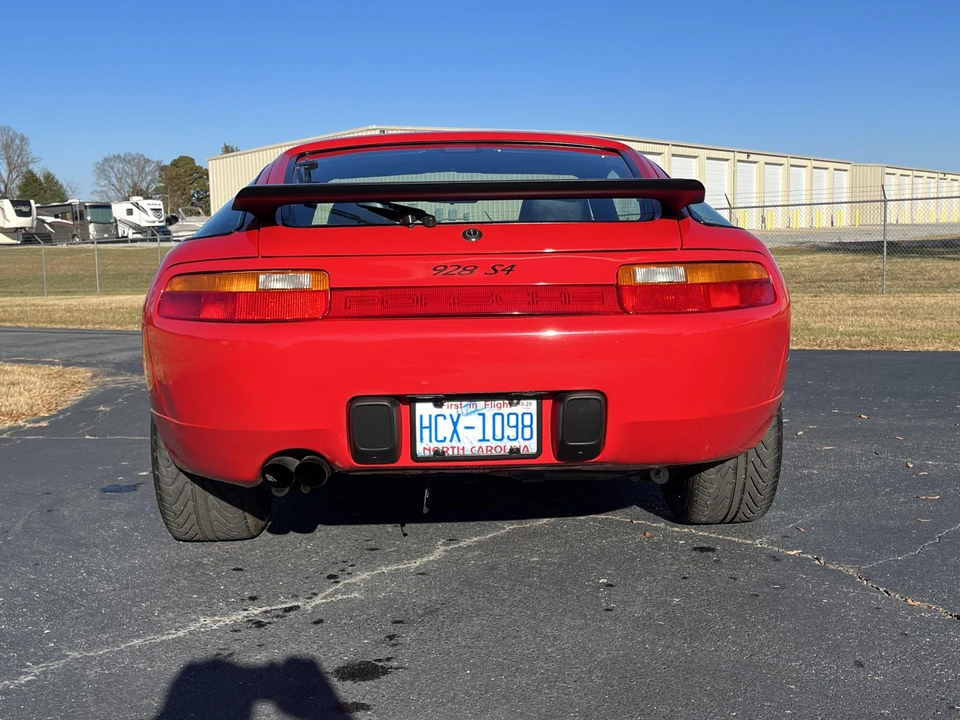 1987 Porsche 928 S4 - Image 7 of 31