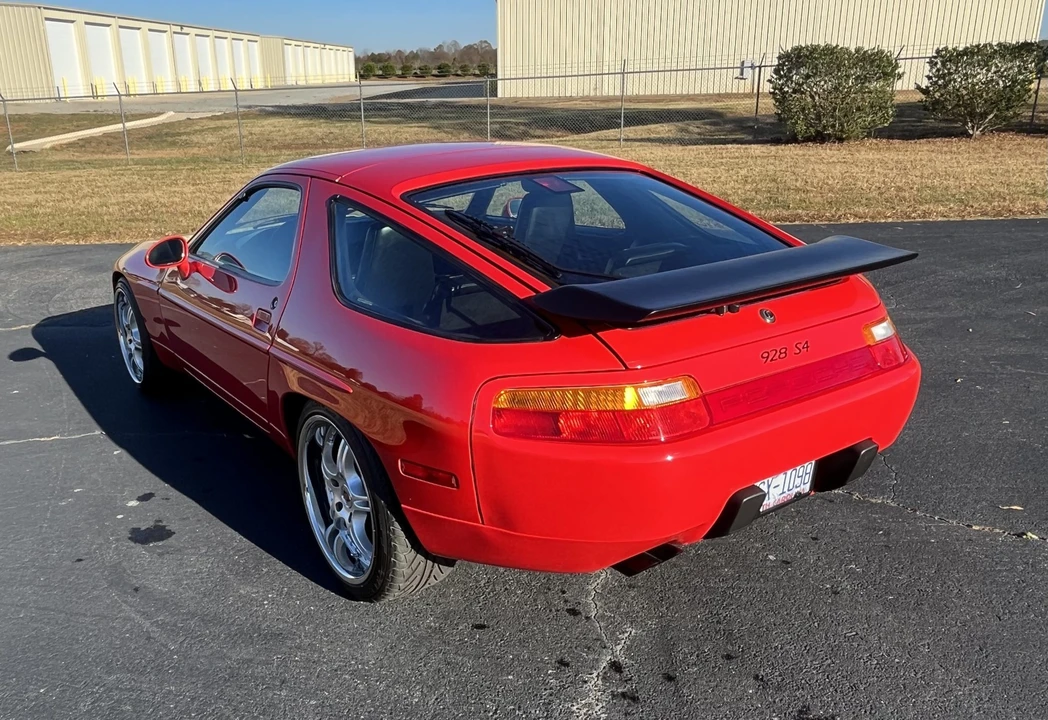 1987 Porsche 928 S4 - Image 8 of 31