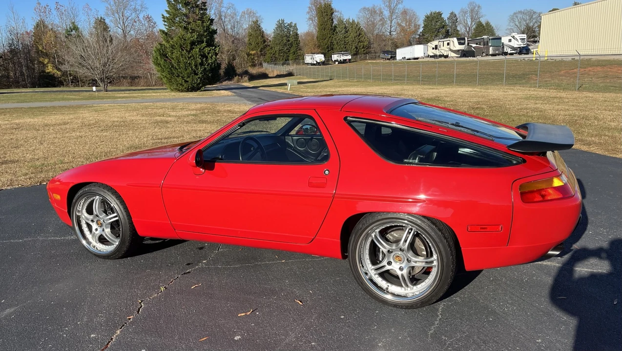 1987 Porsche 928 S4 - Image 12 of 31