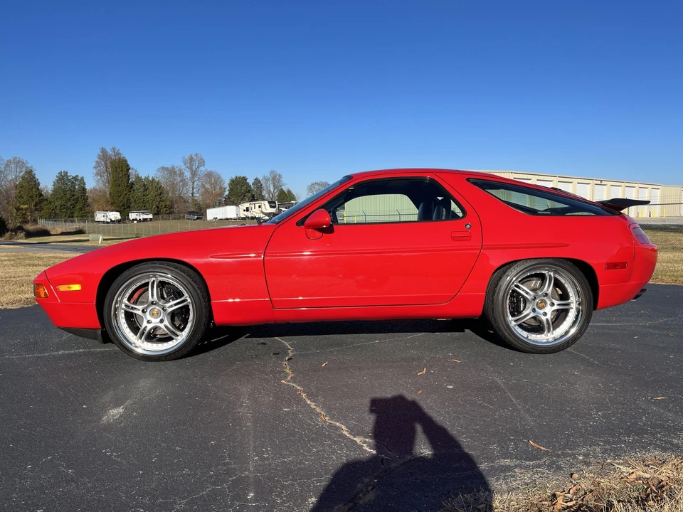 1987 Porsche 928 S4 - Image 13 of 31